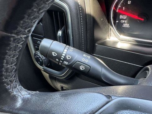 Used 2021 Chevrolet Silverado 1500 LT RWD image 24