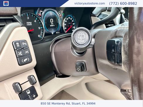 Used 2019 GMC Yukon Denali image 30
