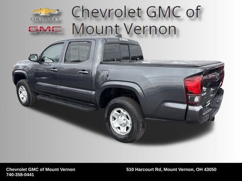 Used 2022 Toyota Tacoma SR image 3