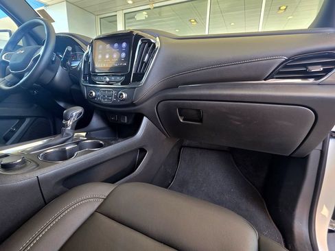Used 2023 Chevrolet Traverse LT FWD image 69