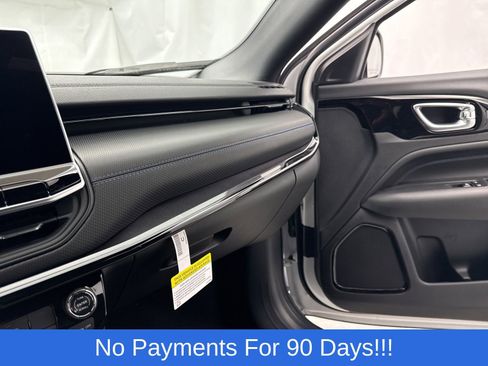 New 2026 Jeep Compass Latitude image 21