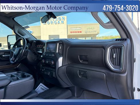 Used 2022 Chevrolet Silverado 2500 LT w/ Convenience Package image 16