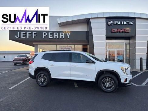 Used 2025 GMC Acadia Elevation image 1