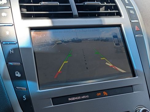 Used 2019 Lincoln MKZ Premiere FWD image 13