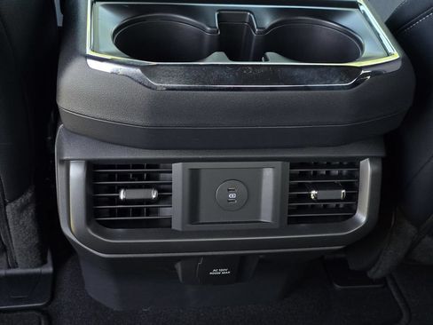 Used 2026 Ford F150 Lariat AWD/4WD image 34