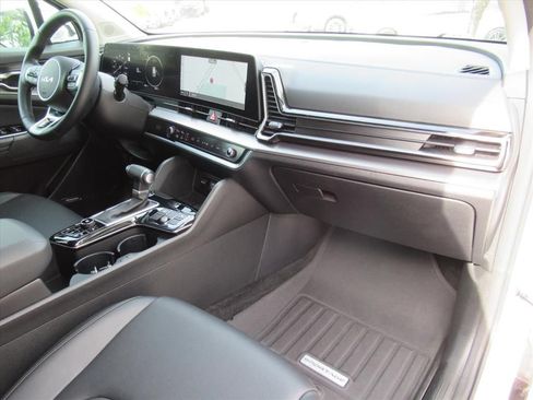 Used 2025 Kia Sportage SX FWD image 10