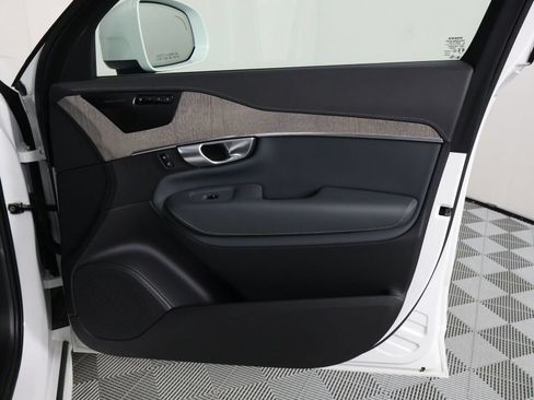 Certified 2023 Volvo XC90 T8 Ultimate AWD/4WD image 21