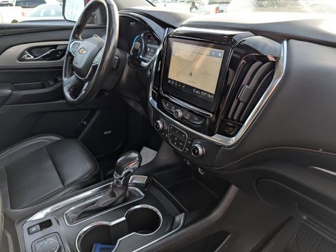 Certified 2021 Chevrolet Traverse LT w/ LT Premium Package image 30