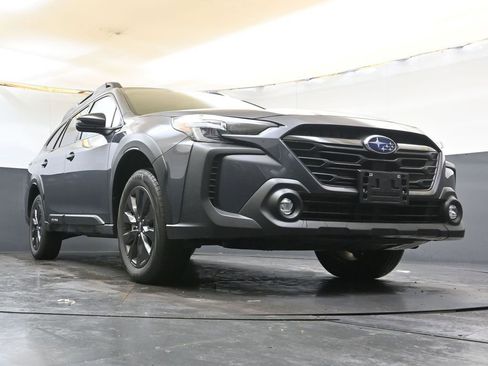 Certified 2025 Subaru Outback Onyx Edition image 47