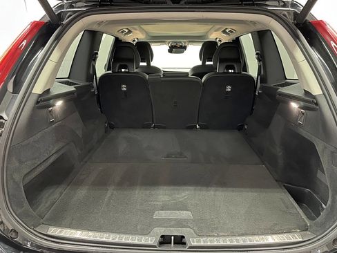 Used 2016 Volvo XC90 T5 Momentum image 25