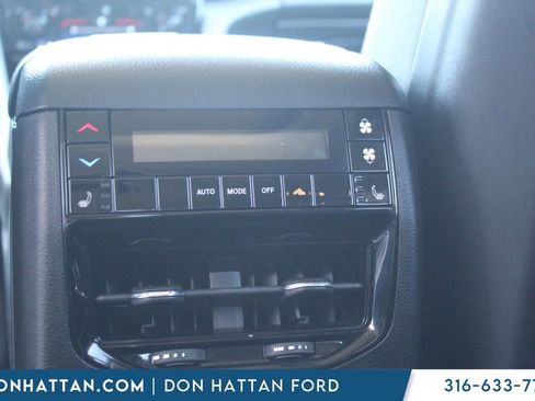 Used 2021 Jeep Grand Cherokee L Limited image 12