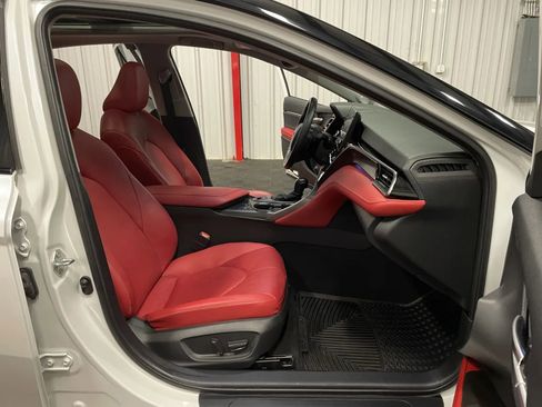 Used 2021 Toyota Camry XSE w/ Navigation Package image 40