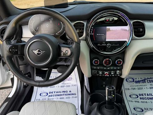 Used 2024 MINI Cooper S FWD image 10