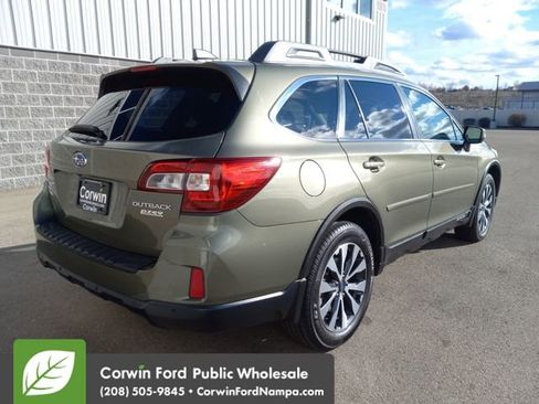 Used 2017 Subaru Outback 2.5i Limited image 3