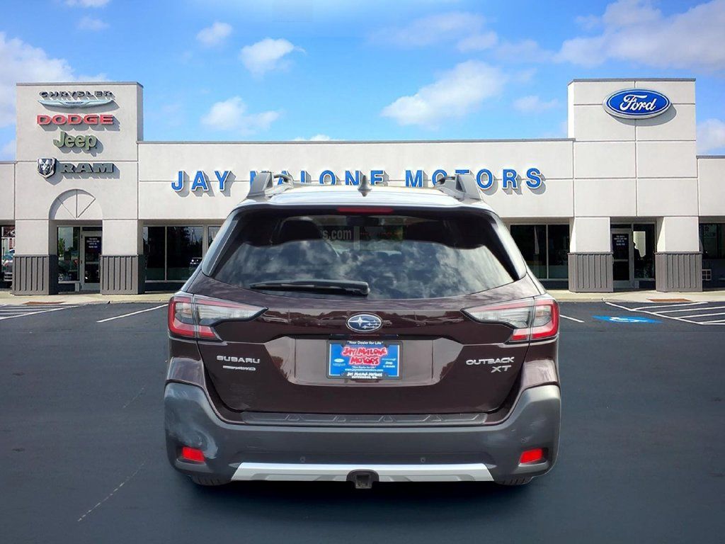 Used 2024 Subaru Outback Limited XT AWD/4WD image 4