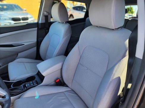 Used 2019 Hyundai Tucson SE AWD/4WD image 15