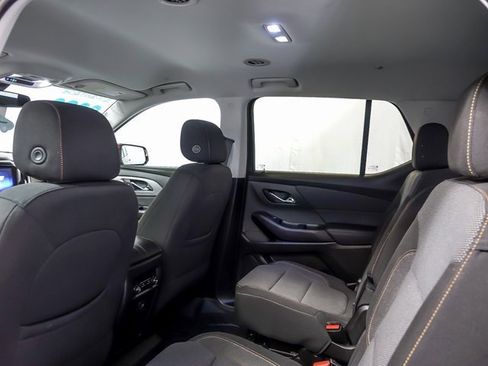Used 2020 Chevrolet Traverse LT image 15