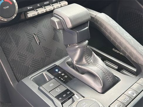 Used 2025 Toyota Tacoma SR5 image 24