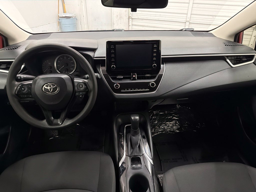 Used 2020 Toyota Corolla LE FWD image 24