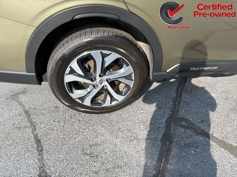 Used 2022 Subaru Outback Limited AWD/4WD image 16