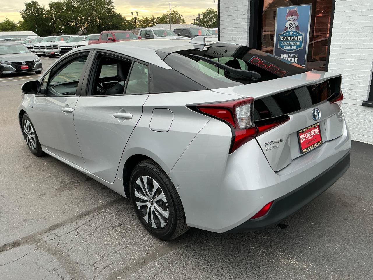Used 2022 Toyota Prius XLE w/ Advanced Technology Package AWD/4WD image 5