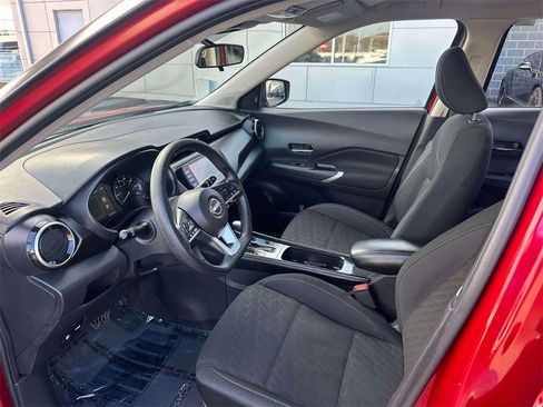 Certified 2023 Nissan Kicks SV image 14