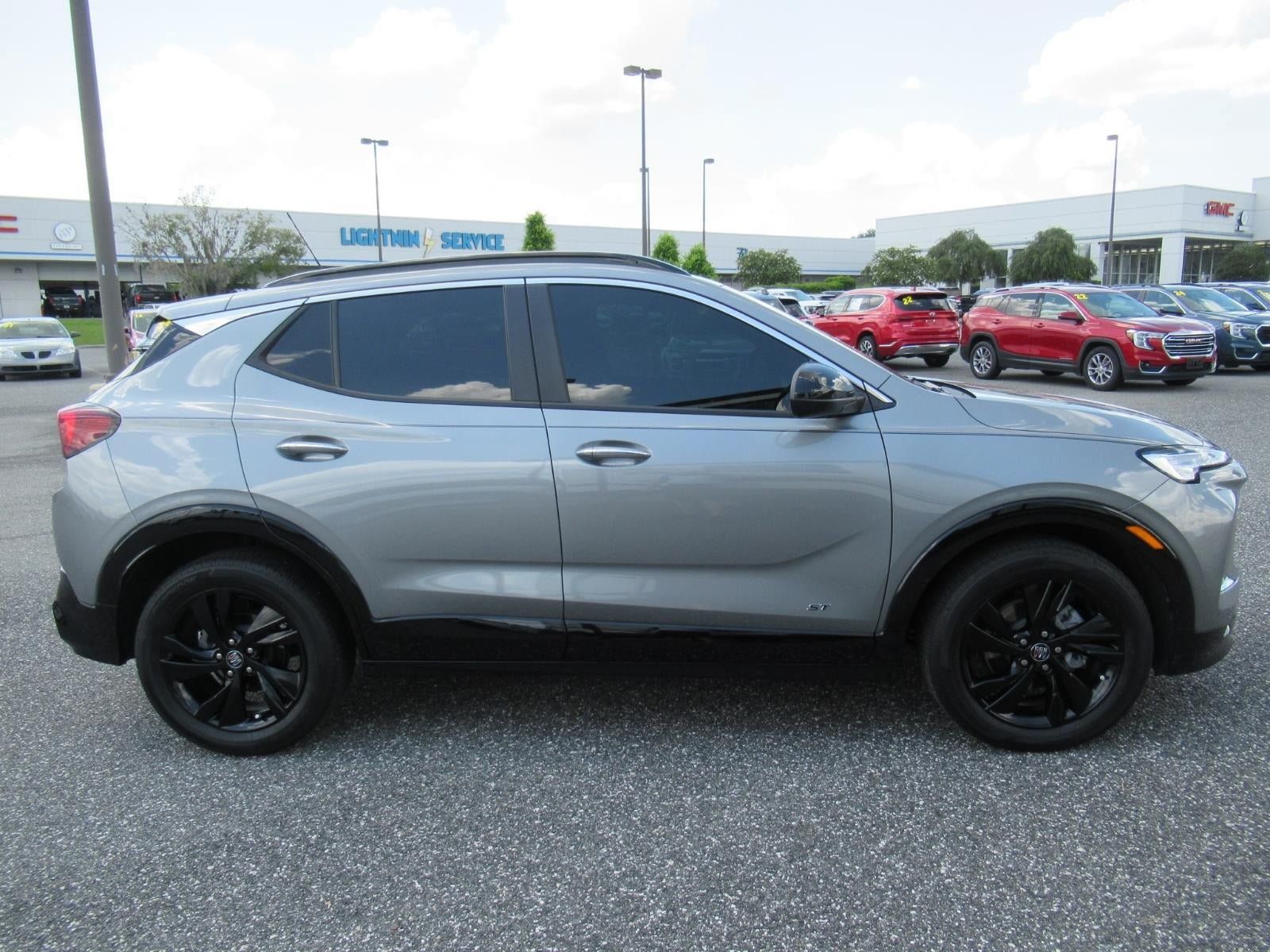Used 2026 Buick Encore GX Sport Touring w/ Comfort Package FWD image 2