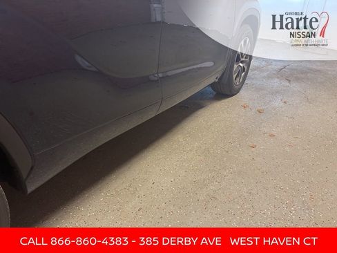 Used 2021 Toyota Highlander XLE image 52