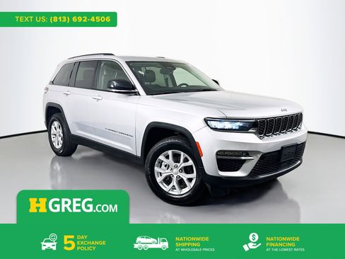 Used 2024 Jeep Grand Cherokee Limited image 1