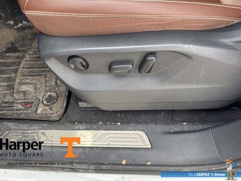 Used 2023 Volkswagen Atlas SE w/ Panoramic Sunroof Package image 18