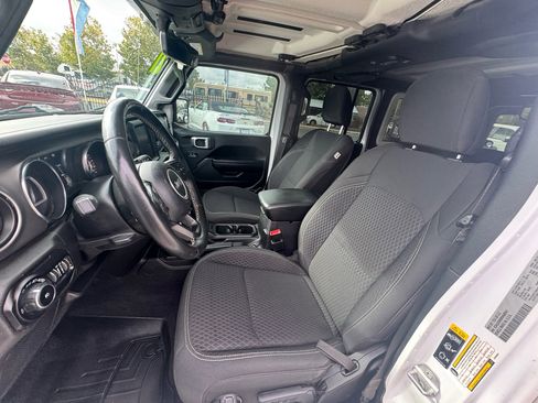 Used 2021 Jeep Wrangler Unlimited Sport image 12