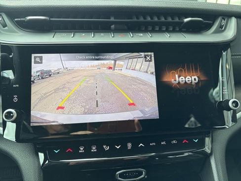 New 2026 Jeep Grand Cherokee L Limited image 15