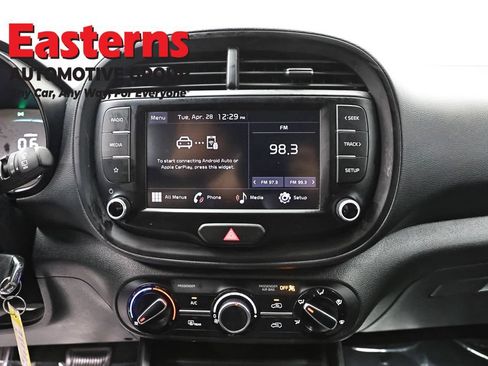 Used 2023 Kia Soul LX w/ Option Group 015 FWD image 12