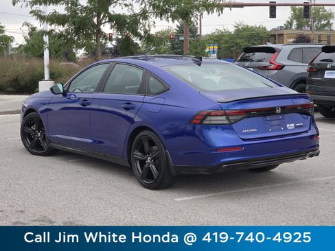 Used 2023 Honda Accord Sport image 12