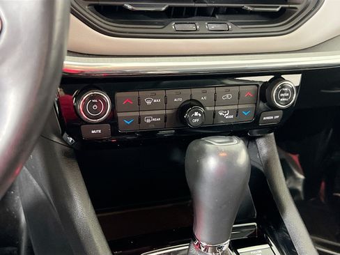 Used 2022 Jeep Compass Limited AWD/4WD image 15