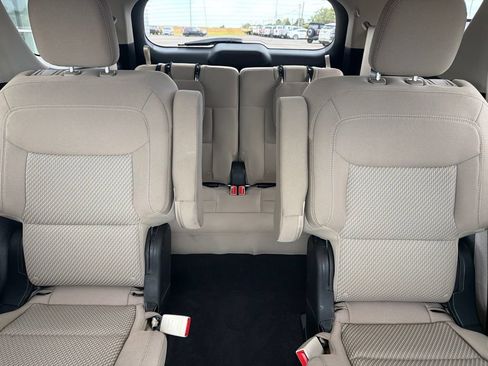 Used 2022 Ford Explorer XLT AWD/4WD image 21