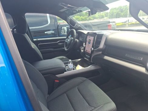 Used 2025 RAM 1500 Big Horn AWD/4WD image 5