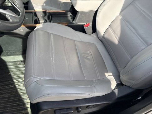 Used 2020 Honda CR-V Touring image 13