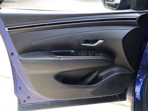 Used 2022 Hyundai Tucson SE AWD/4WD image 12