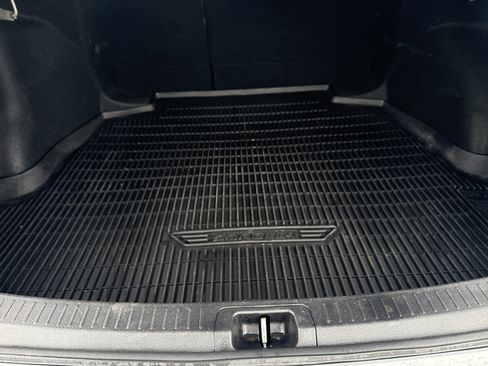 Used 2023 Toyota Corolla LE FWD image 31