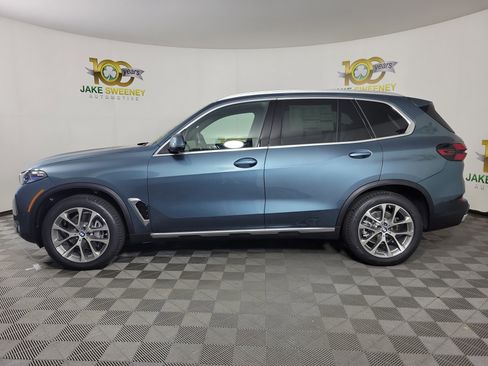 New 2026 BMW X5 xDrive40i w/ Climate Comfort Package image 4
