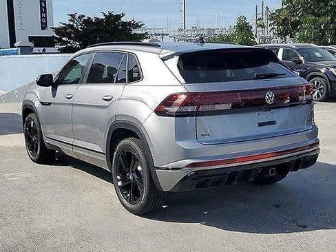 New 2026 Volkswagen Atlas Cross Sport SEL R-Line AWD/4WD image 2