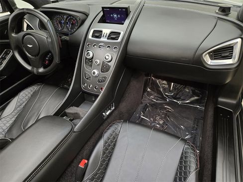 Used 2015 Aston Martin Vanquish Volante image 23