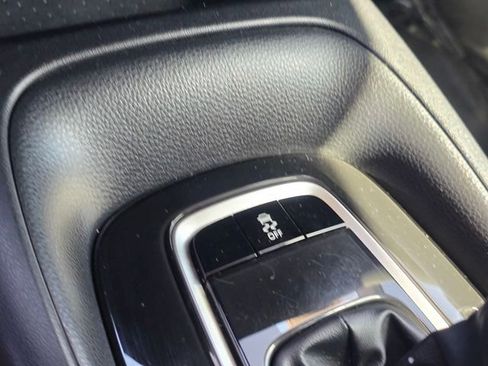 Used 2022 Toyota Corolla LE FWD image 21
