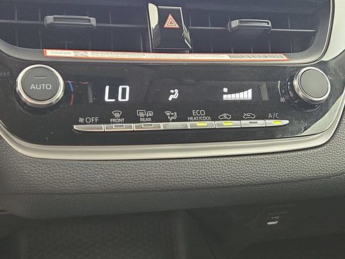 Certified 2025 Toyota Corolla LE w/ Convenience Package FWD image 22