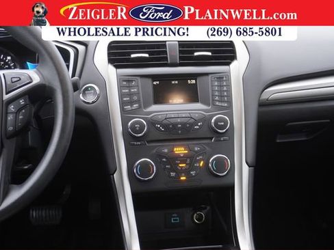 Used 2018 Ford Fusion S image 14