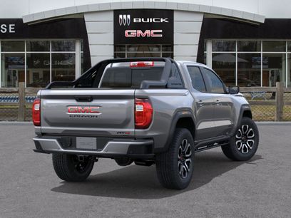 New 2025 GMC Canyon AT4 w/ Nightfall Edition