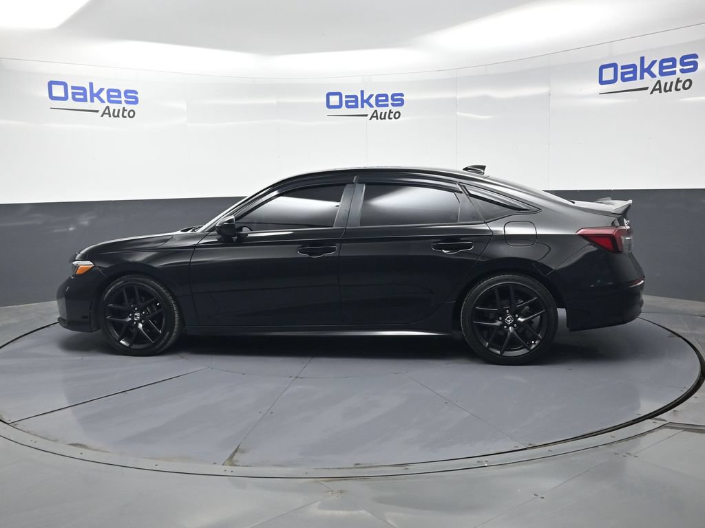 Used 2025 Honda Civic Sport image 4