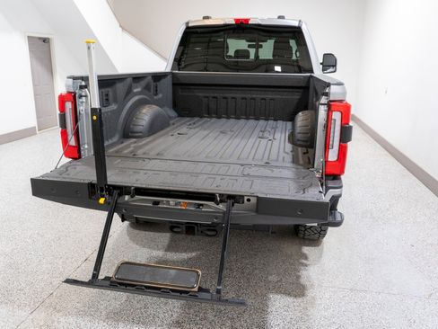 Used 2024 Ford F250 Limited AWD/4WD image 11