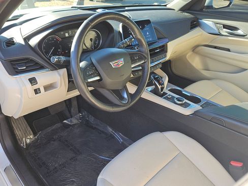 Used 2021 Cadillac CT4 Premium Luxury image 11
